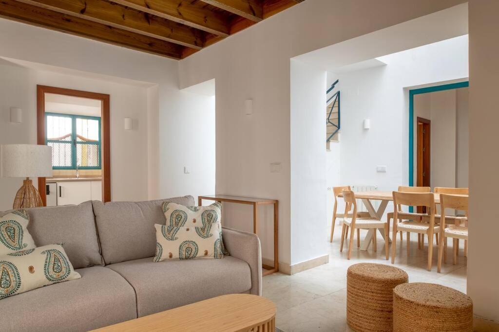 Alhondiga Center Private House By Valcambre Apartment Seville